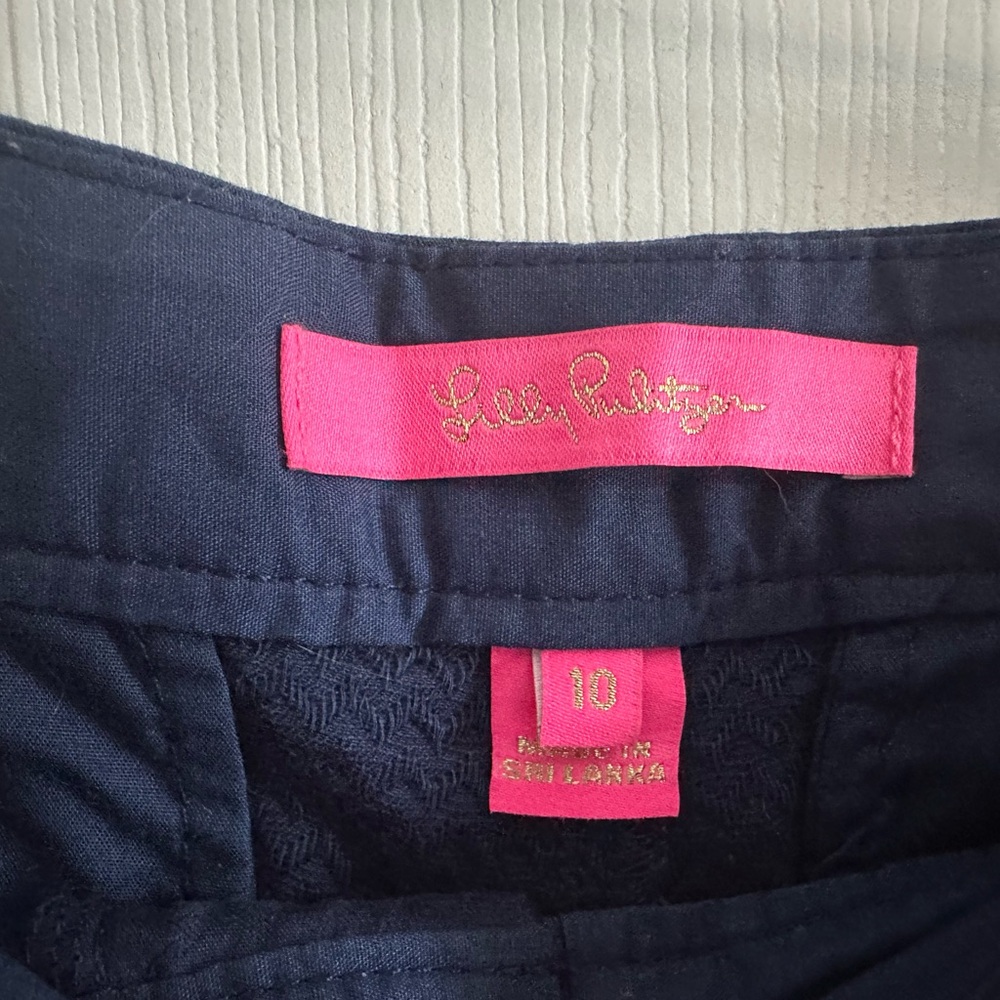 Lilly Pulitzer Buttercup Shorts - Picture 3 of 4